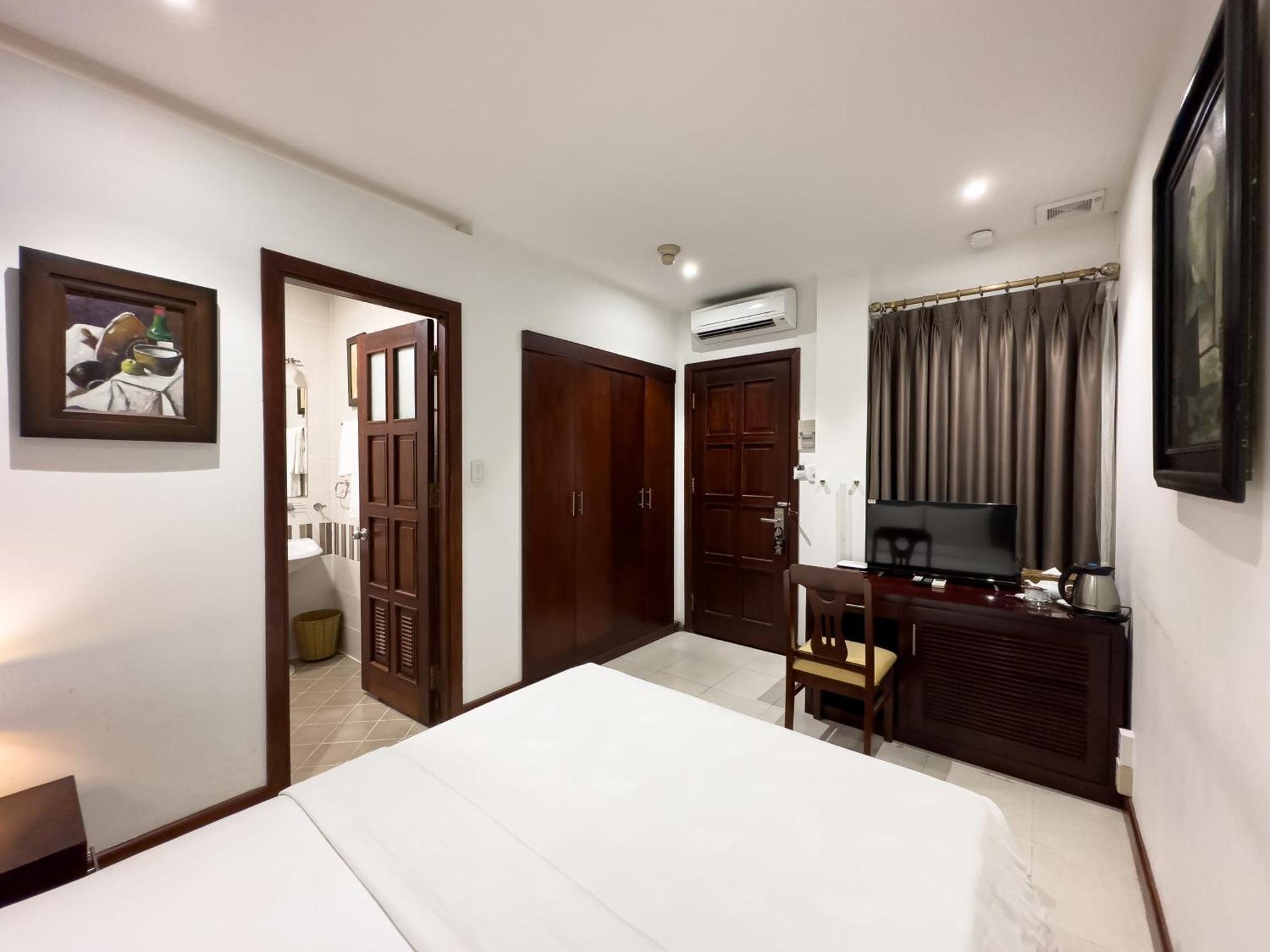 Hoang Yen Hotel - Phu My Hung Ho Chi Minh City Exterior photo